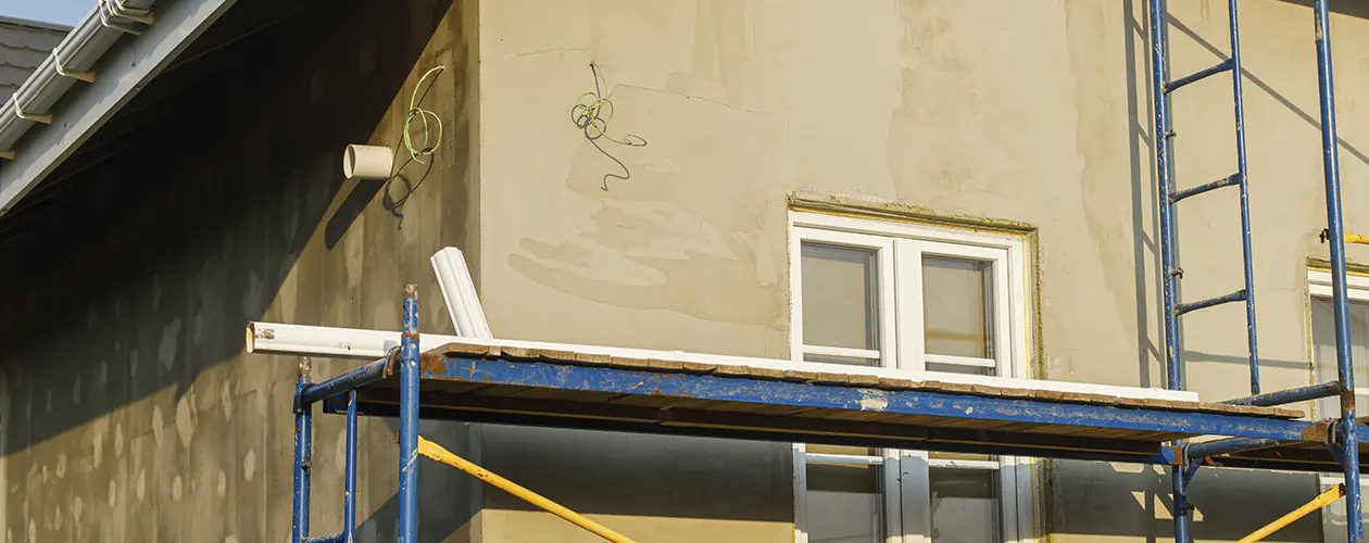 Facaderenovering priser – få indsigt og styring på dit projekt